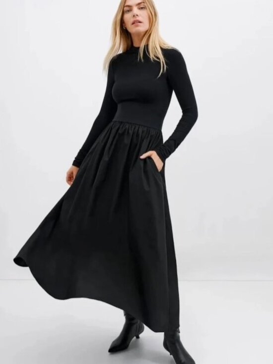 Marcella NYC Dresses & Skirts - Marcella NYC - Fillmore Black Long Sleeve Maxi Dress with Pockets - Size Small